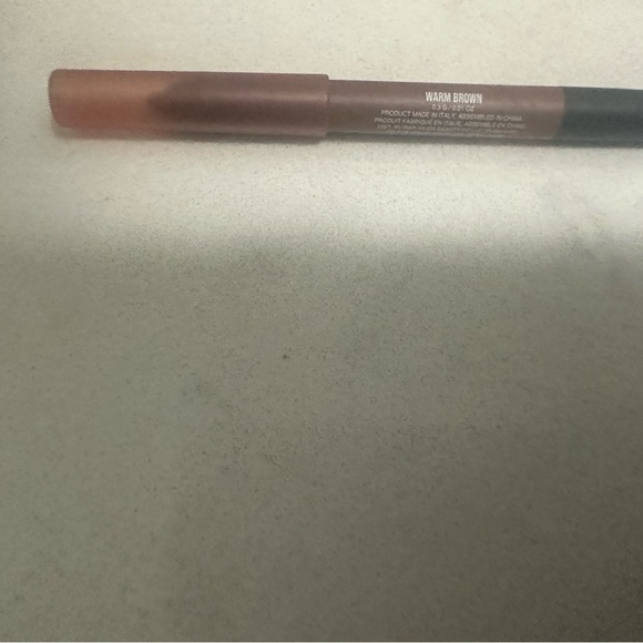 ❤️ 3/$25 HUDA BEAUTY Lip Contour 2.0 Matte MINI Lip Pencil in Warm Brown - Picture 3 of 13